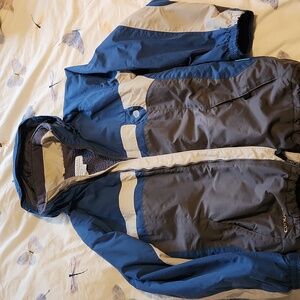 Gently used blue, gray Columbia light winter jacket in perfect condition